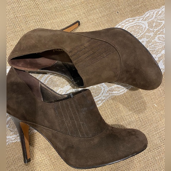 Cole Haan🚨NWOT Women's Nike Air Brown Suede Pull-on Ankle Booties Boots S7”NWOT - Picture 5 of 14